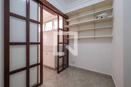 Apartamento para alugar com 140m², 3 quartos e 2 vagas Apartamento para alugar com 140m², 3 quartos e 2 vagasÁrea de Serviço - Quarto