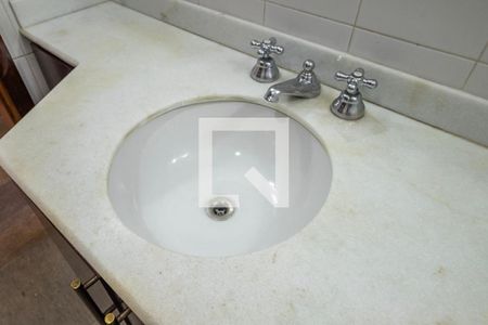 Apartamento para alugar com 140m², 3 quartos e 2 vagas Apartamento para alugar com 140m², 3 quartos e 2 vagasBanheiro