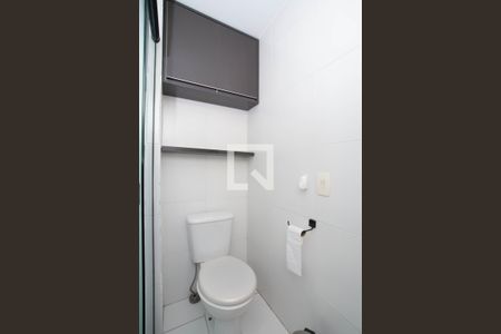 Apartamento para alugar com 56m², 3 quartos e 1 vaga Apartamento para alugar com 56m², 3 quartos e 1 vagaBanheiro da Suíte