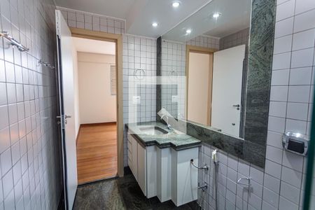 Apartamento para alugar com 139m², 4 quartos e 2 vagas Apartamento para alugar com 139m², 4 quartos e 2 vagasBanheiro da Suíte