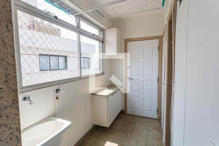 Apartamento para alugar com 139m², 4 quartos e 2 vagas Apartamento para alugar com 139m², 4 quartos e 2 vagasÁrea de Serviço