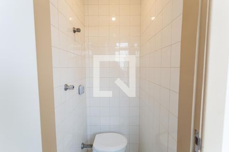 Apartamento para alugar com 139m², 4 quartos e 2 vagas Apartamento para alugar com 139m², 4 quartos e 2 vagasBanheiro de Serviço