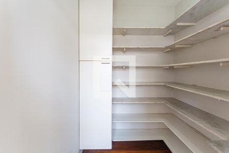 Apartamento para alugar com 139m², 4 quartos e 2 vagas Apartamento para alugar com 139m², 4 quartos e 2 vagasQuarto de Serviço/Despensa
