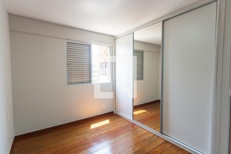 Apartamento para alugar com 139m², 4 quartos e 2 vagas Apartamento para alugar com 139m², 4 quartos e 2 vagasSuíte
