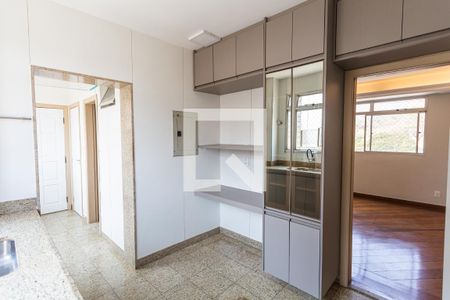 Apartamento para alugar com 139m², 4 quartos e 2 vagas Apartamento para alugar com 139m², 4 quartos e 2 vagasCozinha