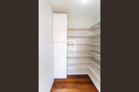 Apartamento para alugar com 139m², 4 quartos e 2 vagas Apartamento para alugar com 139m², 4 quartos e 2 vagasQuarto de Serviço/Despensa