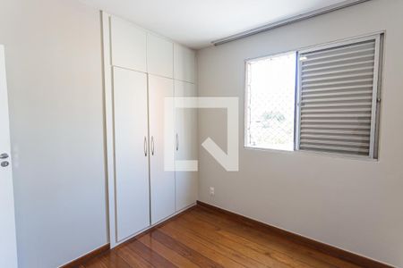 Apartamento para alugar com 139m², 4 quartos e 2 vagas Apartamento para alugar com 139m², 4 quartos e 2 vagasQuarto 2