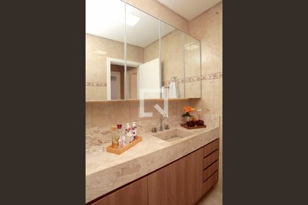 Apartamento à venda com 87m², 2 quartos e sem vagaBanheiro