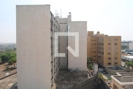Vista  de apartamento à venda com 2 quartos, 59m² em Botafogo, Campinas