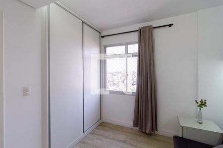 Apartamento à venda com 71m², 3 quartos e 2 vagasQuarto 2