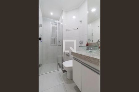 Apartamento à venda com 71m², 3 quartos e 2 vagasBanheiro social