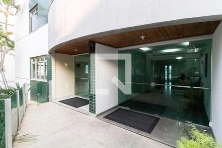 Apartamento à venda com 71m², 3 quartos e 2 vagasEntrada