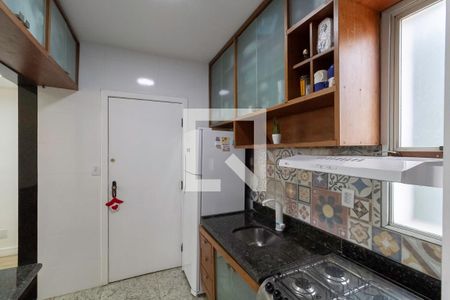 Apartamento à venda com 71m², 3 quartos e 2 vagasCozinha