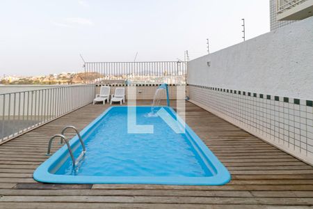 Apartamento à venda com 71m², 3 quartos e 2 vagasÁrea comum - Piscina