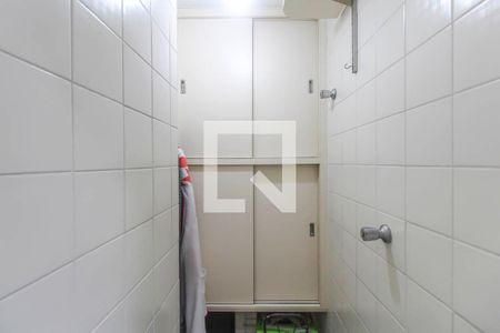 Apartamento para alugar com 70m², 3 quartos e 1 vagaÁrea de Serviço