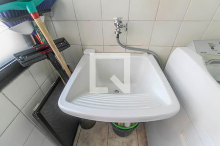 Apartamento para alugar com 70m², 3 quartos e 1 vagaÁrea de Serviço