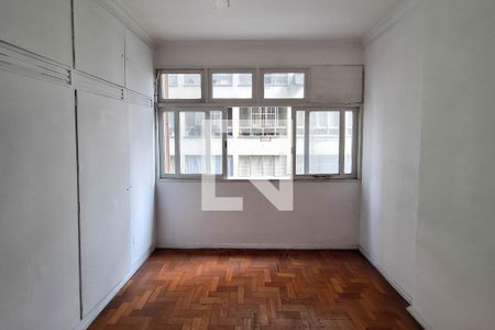 Quarto 1 de apartamento para alugar com 3 quartos, 140m² em Icaraí, Niterói