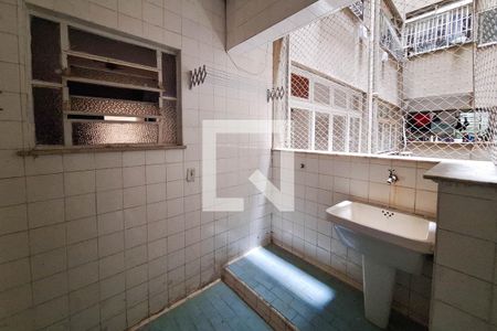 Apartamento para alugar com 140m², 3 quartos e sem vagaÁrea de Serviço