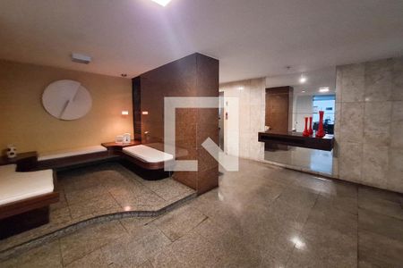 Apartamento para alugar com 140m², 3 quartos e sem vagaFachada e portaria