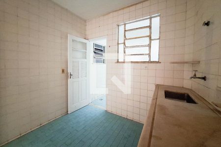 Apartamento para alugar com 140m², 3 quartos e sem vagaCozinha