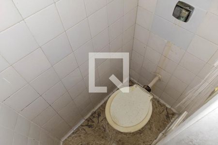 Apartamento para alugar com 140m², 3 quartos e sem vagaBanheiro de serviço