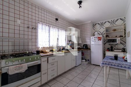 Casa à venda com 257m², 5 quartos e 4 vagasCozinha