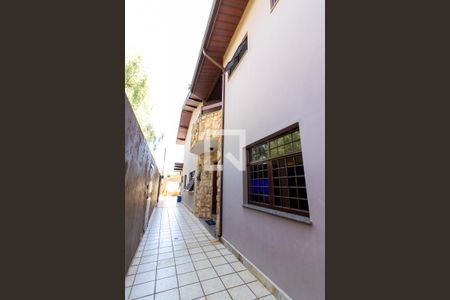 Casa à venda com 257m², 5 quartos e 4 vagasÁrea comum