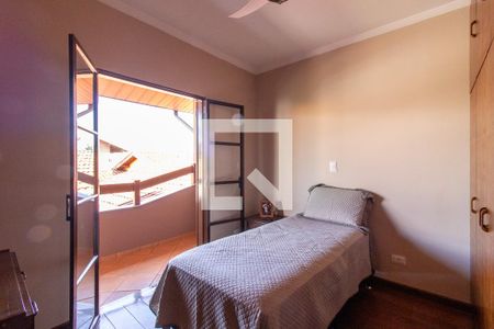 Casa à venda com 257m², 5 quartos e 4 vagasQuarto 3