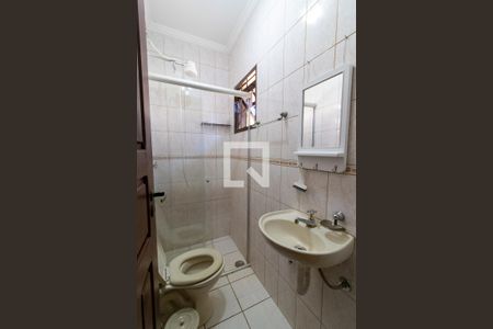 Casa à venda com 257m², 5 quartos e 4 vagasQuarto de Serviço