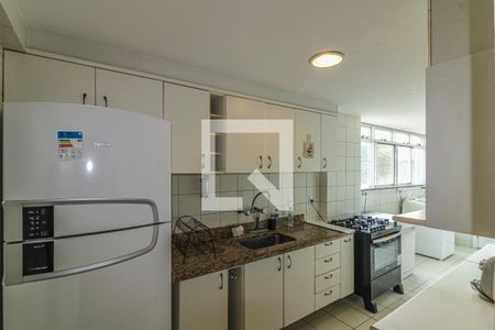Apartamento à venda com 104m², 3 quartos e 2 vagas Apartamento à venda com 104m², 3 quartos e 2 vagasCozinha