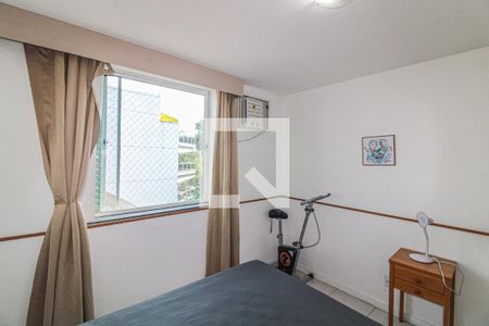 Apartamento à venda com 104m², 3 quartos e 2 vagas Apartamento à venda com 104m², 3 quartos e 2 vagasQuarto 1