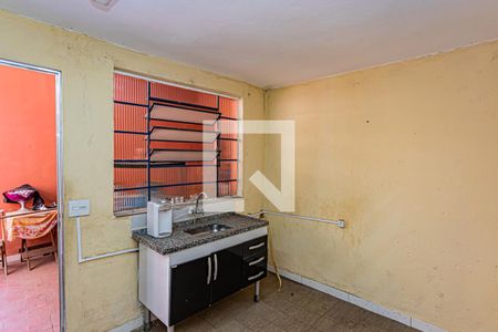 Casa à venda com 270m², 4 quartos e 3 vagasCozinha - edícula