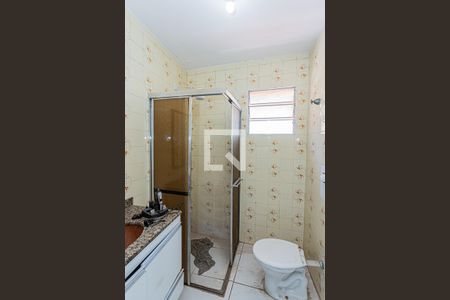 Casa à venda com 270m², 4 quartos e 3 vagasBanheiro suite