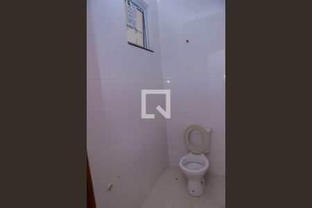 Casa à venda com 130m², 2 quartos e 2 vagasLavabo