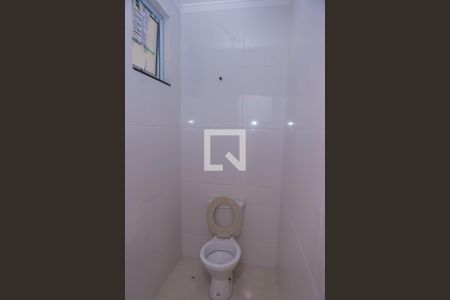 Casa à venda com 130m², 2 quartos e 2 vagasLavabo