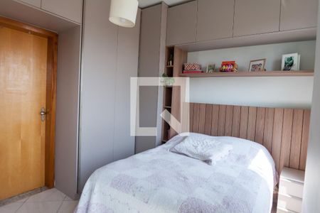 Apartamento à venda com 180m², 3 quartos e 2 vagas Apartamento à venda com 180m², 3 quartos e 2 vagassuite