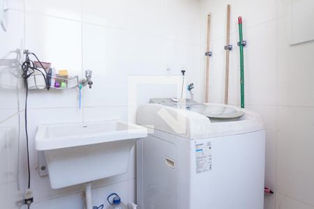 Apartamento à venda com 180m², 3 quartos e 2 vagas Apartamento à venda com 180m², 3 quartos e 2 vagasÁrea de Serviço