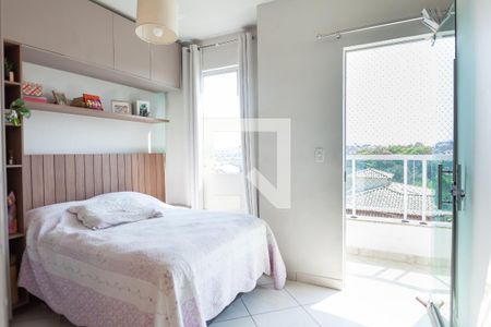 Apartamento à venda com 180m², 3 quartos e 2 vagas Apartamento à venda com 180m², 3 quartos e 2 vagassuite