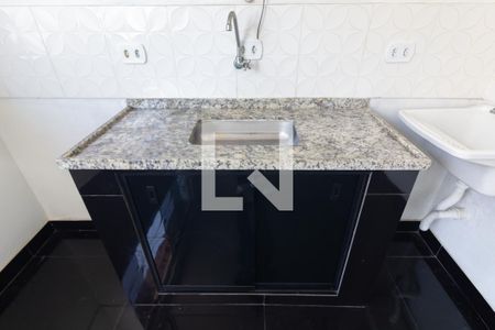 Sala/Cozinha de kitnet/studio para alugar com 1 quarto, 30m² em Cidade Nitro Operária, São Paulo