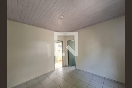Sala/Quarto de casa para alugar com 1 quarto, 29m² em Jardim Munhoz, Guarulhos