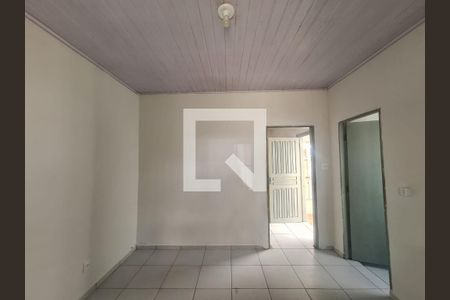 Sala/Quarto de casa para alugar com 1 quarto, 29m² em Jardim Munhoz, Guarulhos