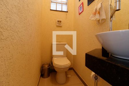 Casa à venda com 195m², 3 quartos e 4 vagasLavabo