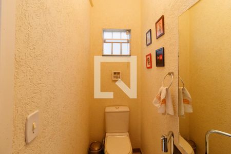 Casa à venda com 195m², 3 quartos e 4 vagasLavabo