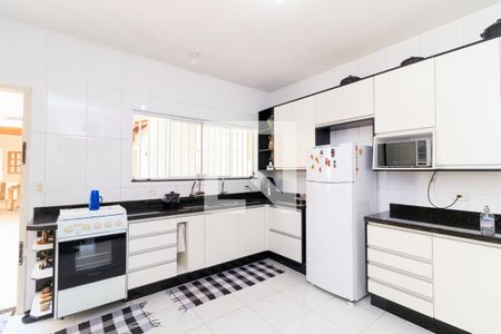 Casa à venda com 195m², 3 quartos e 4 vagasCozinha