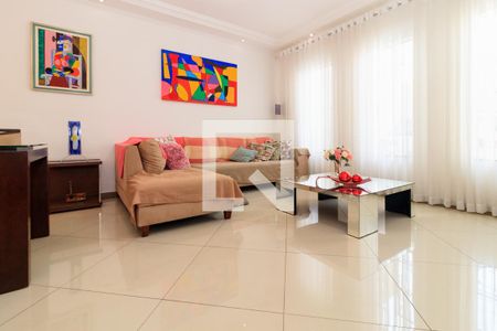 Sala de casa à venda com 3 quartos, 195m² em Vila Gustavo, São Paulo