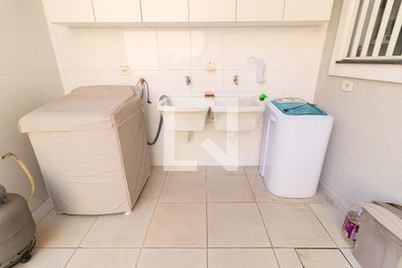 Casa à venda com 195m², 3 quartos e 4 vagasÁrea de Serviço