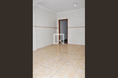 Casa para alugar com 132m², 2 quartos e 2 vagasCozinha