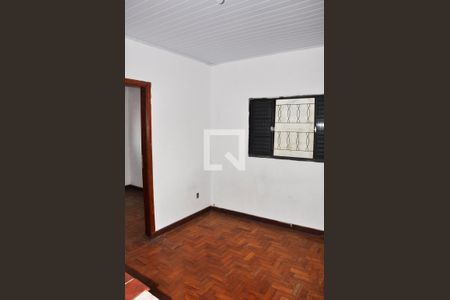 Casa para alugar com 132m², 2 quartos e 2 vagasQuarto 02