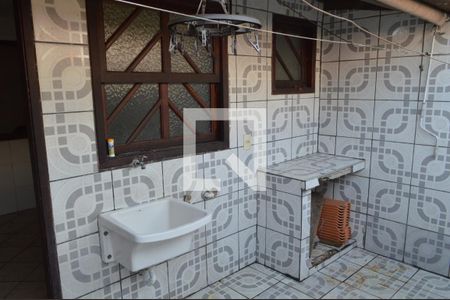 Casa de condomínio à venda com 75m², 3 quartos e 1 vagaÁrea de Serviço 