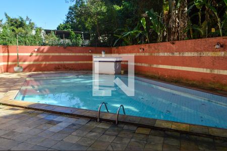 Casa de condomínio à venda com 75m², 3 quartos e 1 vagaÁrea comum - Piscina